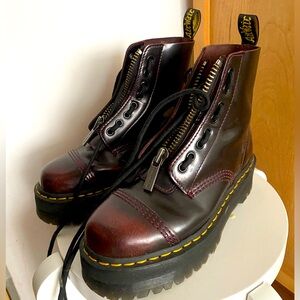 Perfect Condition Burgundy Doc Martens with a platform, laces & zipper